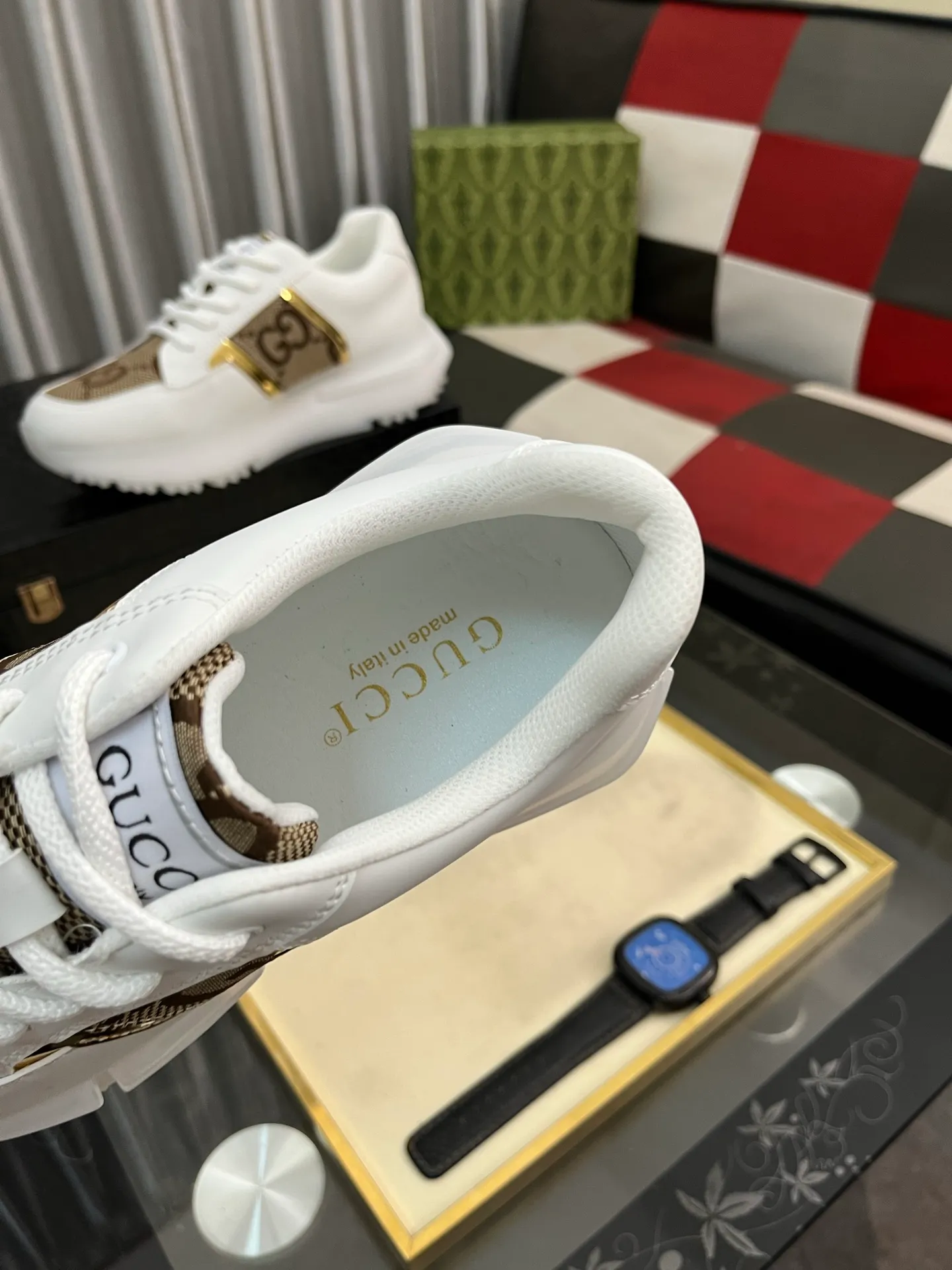 Men's Men's Shoes 💰458⌚️⌚️【GUCCI】Gucci men's latest white shoe series casual shoes! The official website is built 1:1. Upper: Made of imported cowhide, with electric embroidery ➕Inner lining: Made of high-quality first-layer pigskin, soft and comfortable. Picky material selection and exquisite workmanship give you the best enjoyment. Size: 38-44 yards, 4️⃣ colors available.